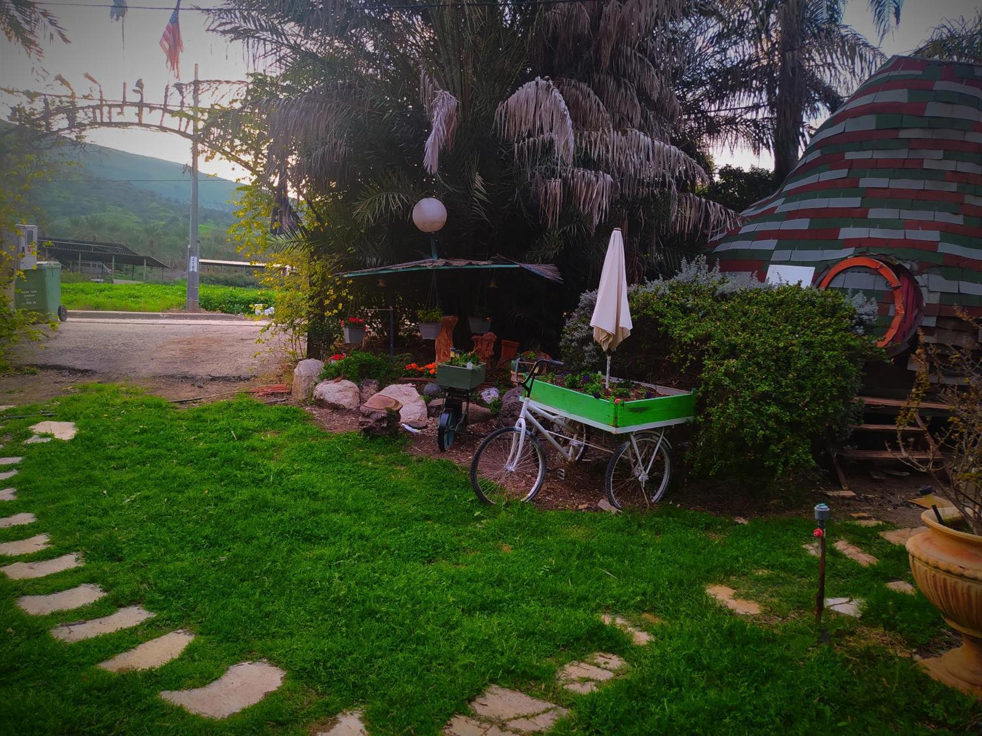 Suite In Nature Menaẖemya Exterior foto